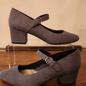 Hush Puppies Soft Style Grey suede pump with chunky heel